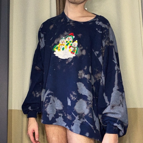 Renewal Oversized Snowman Jerzees Crewneck - Picture 1 of 3